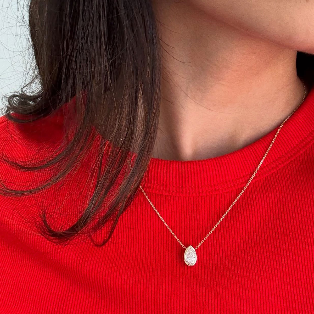 Bezels Set Pendant - 1‑4캐럿 페어 컷 베젤 세팅 모이사나이트